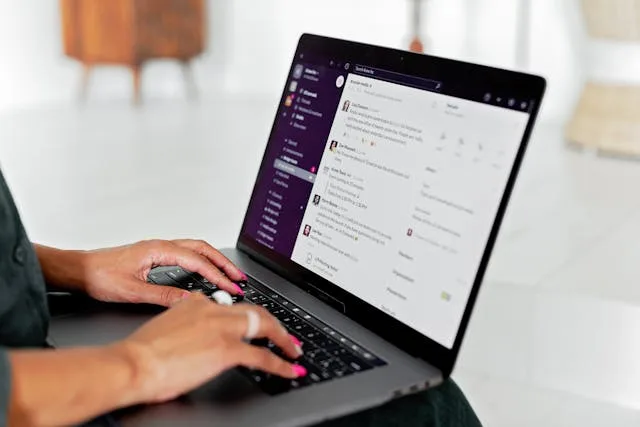 Prospection B2B : générez des rendez-vous qualifiés par email et LinkedIn