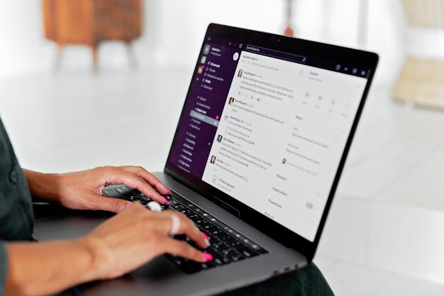 Prospection B2B : générez des rendez-vous qualifiés par email et LinkedIn